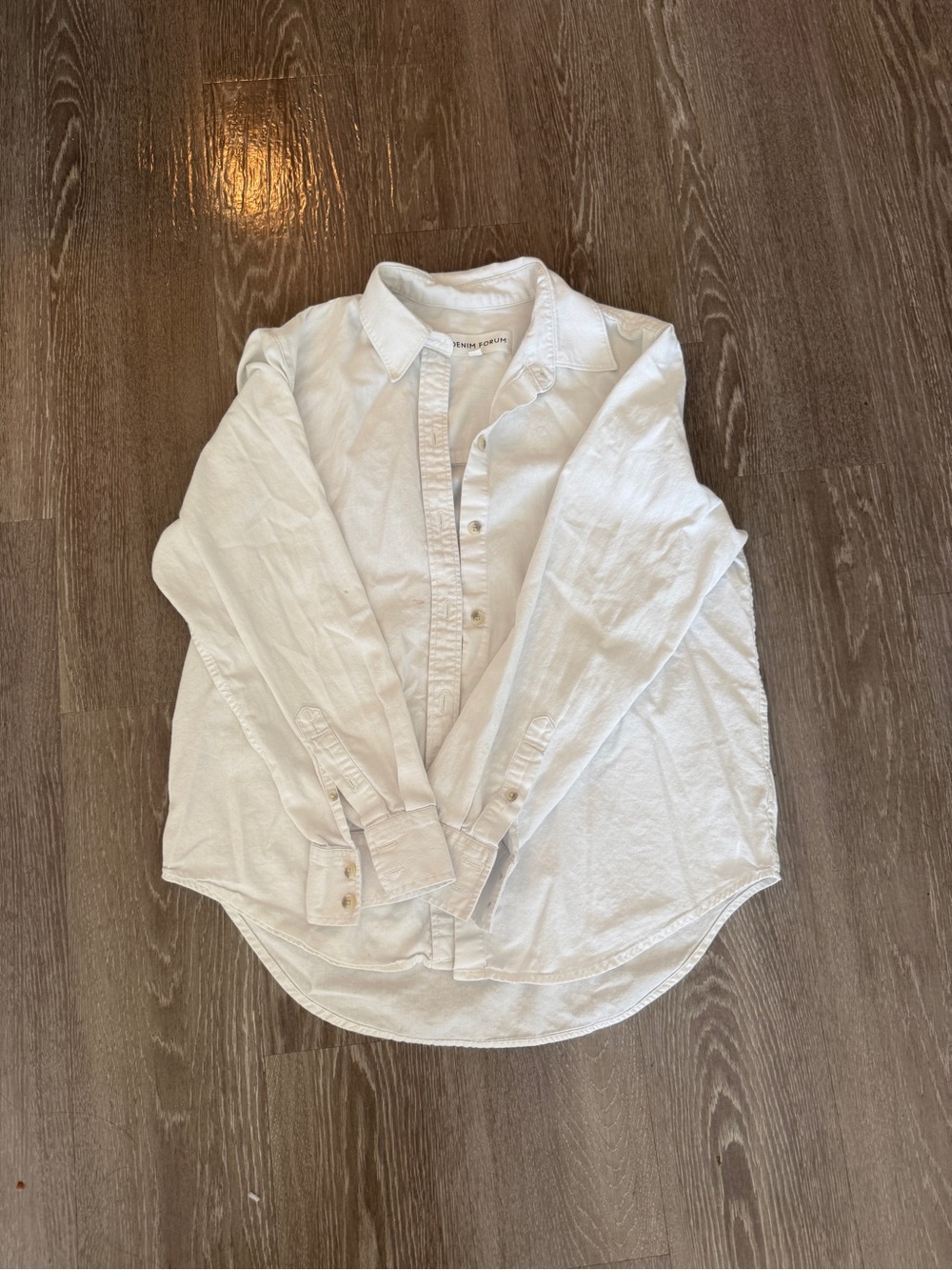 Aritzia Women's White Button-Down Shirt XXS